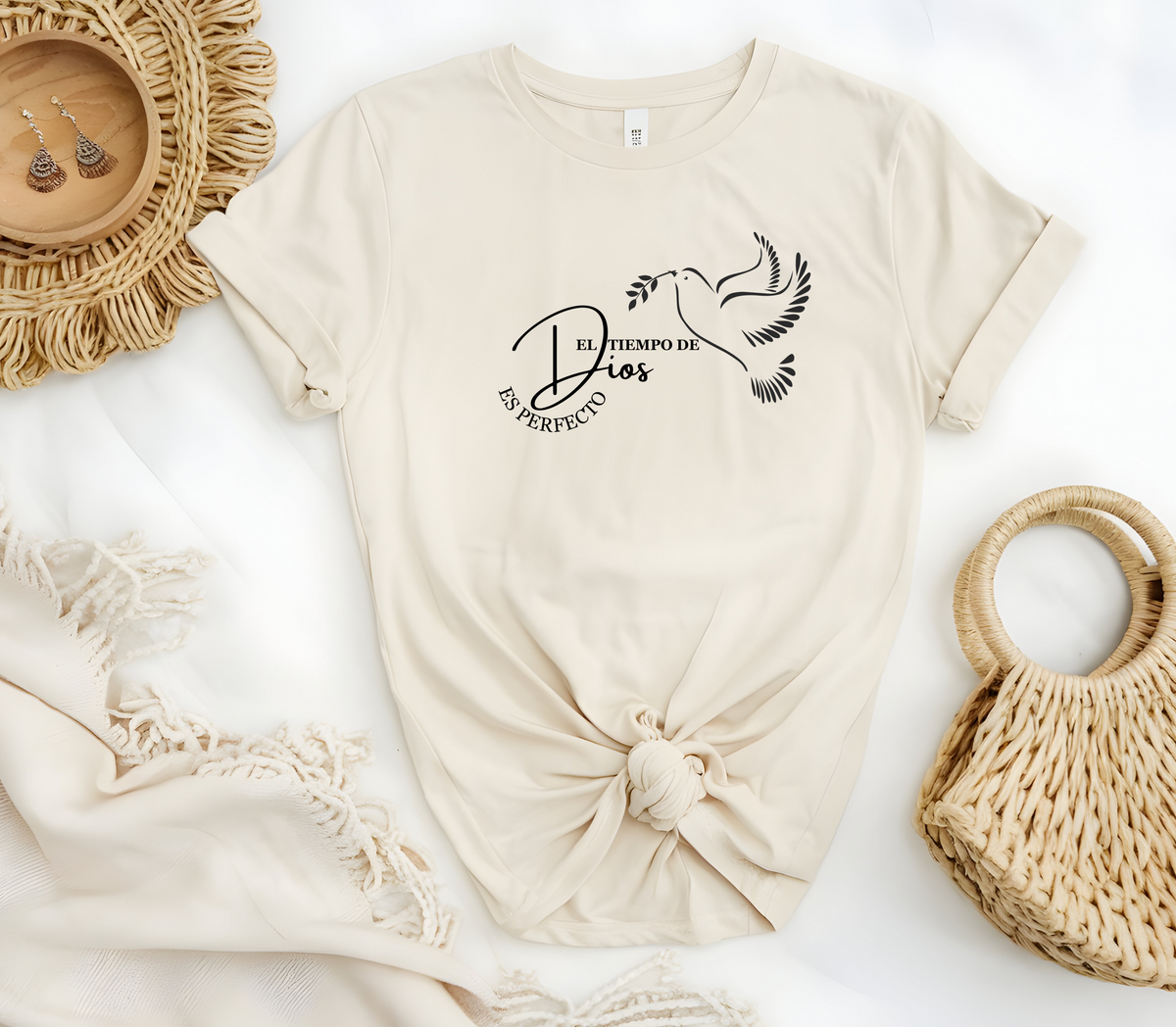 Faith Based Woman’s T-Shirt featuring the positive Spanish message “El Tiempo De Dios Es Perfecto with a dove.