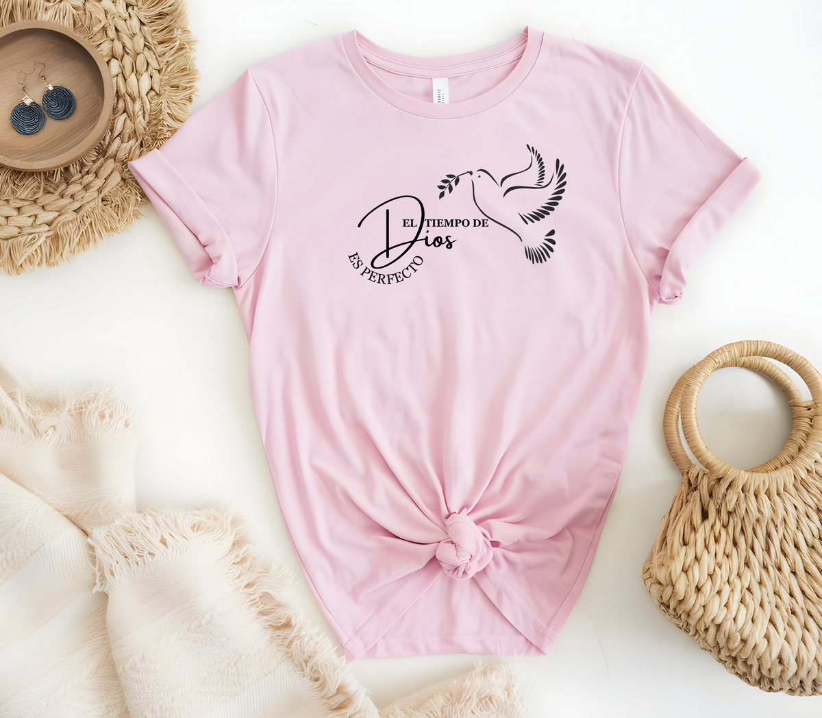 Faith Based Woman’s T-Shirt featuring the positive Spanish message “El Tiempo De Dios Es Perfecto with a dove.